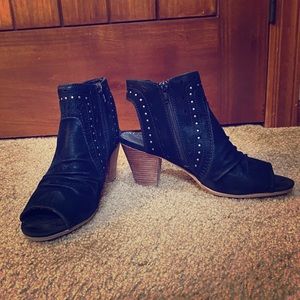 Bare Traps Renae Peep Toe Bootie